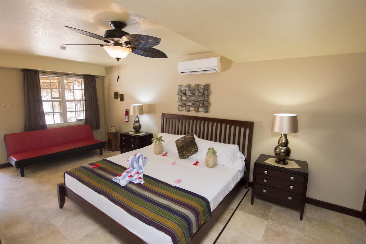 Caribbean Shores Bed & Breakfast 3*