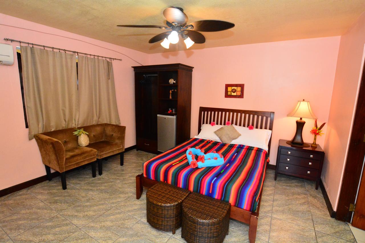 Caribbean Shores Bed & Breakfast 3*