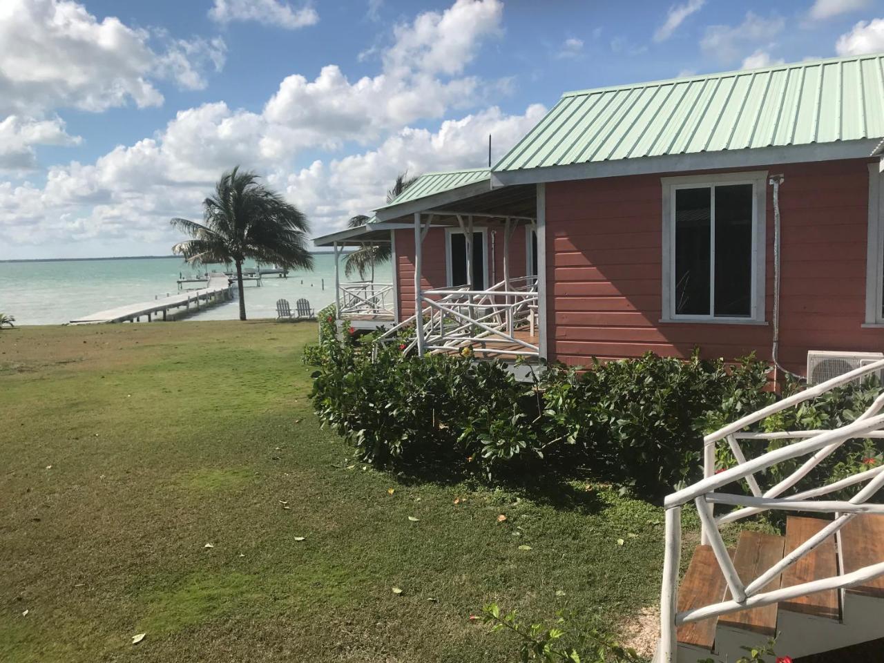 Tilt-ta-dock Belize Resort 3*