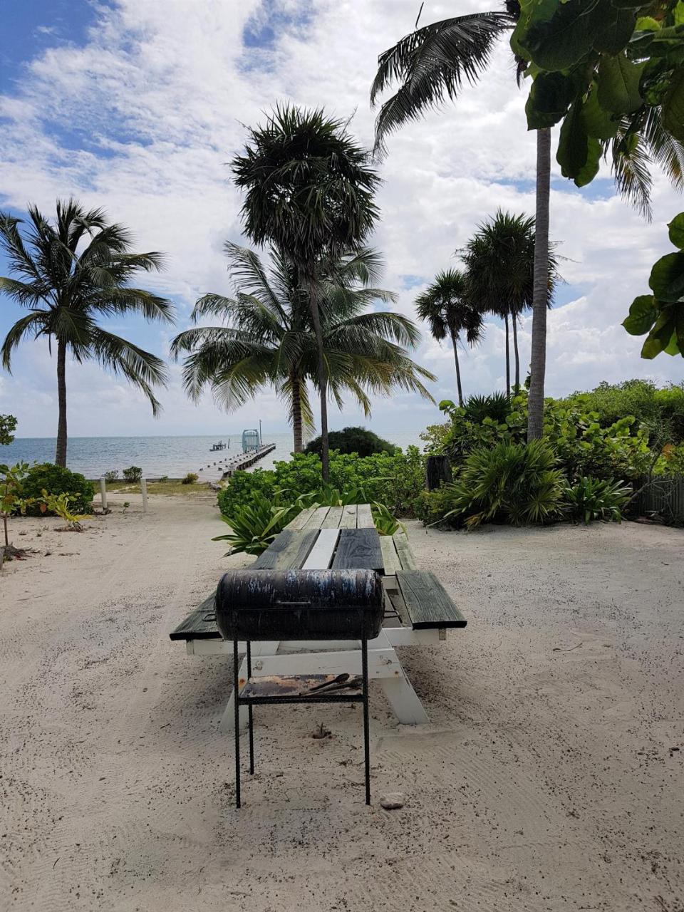 Beachside Caye Caulker