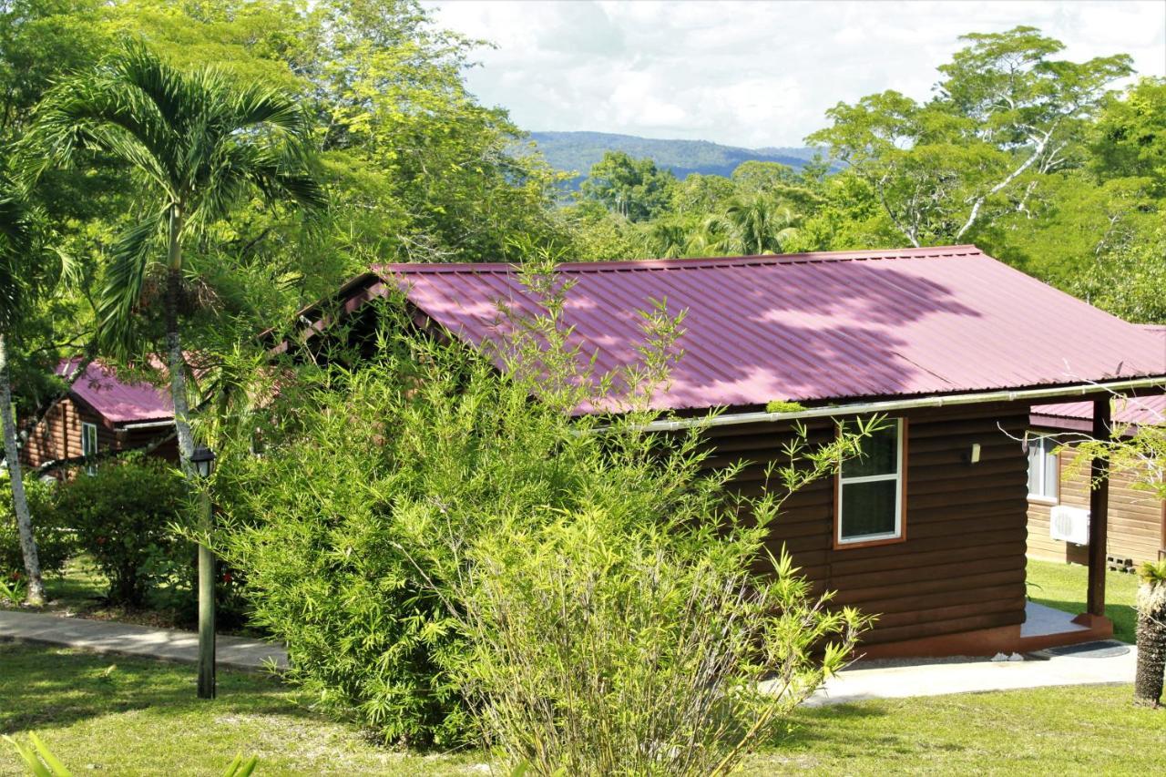 The Log Cab-inn 3*