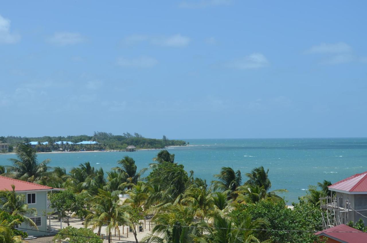 Khalkob's Estate Apartment Placencia