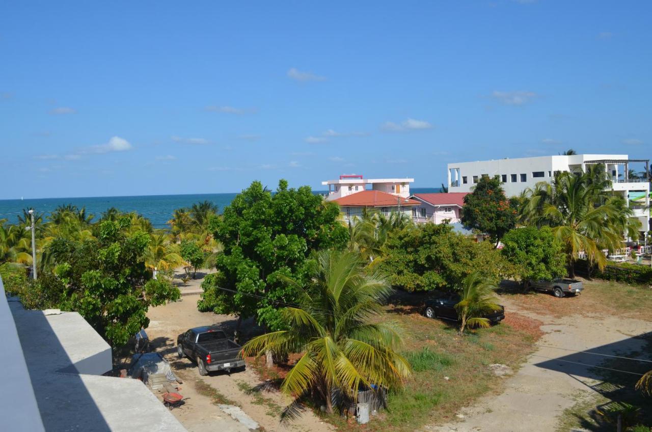 Khalkob's Estate Apartment Placencia
