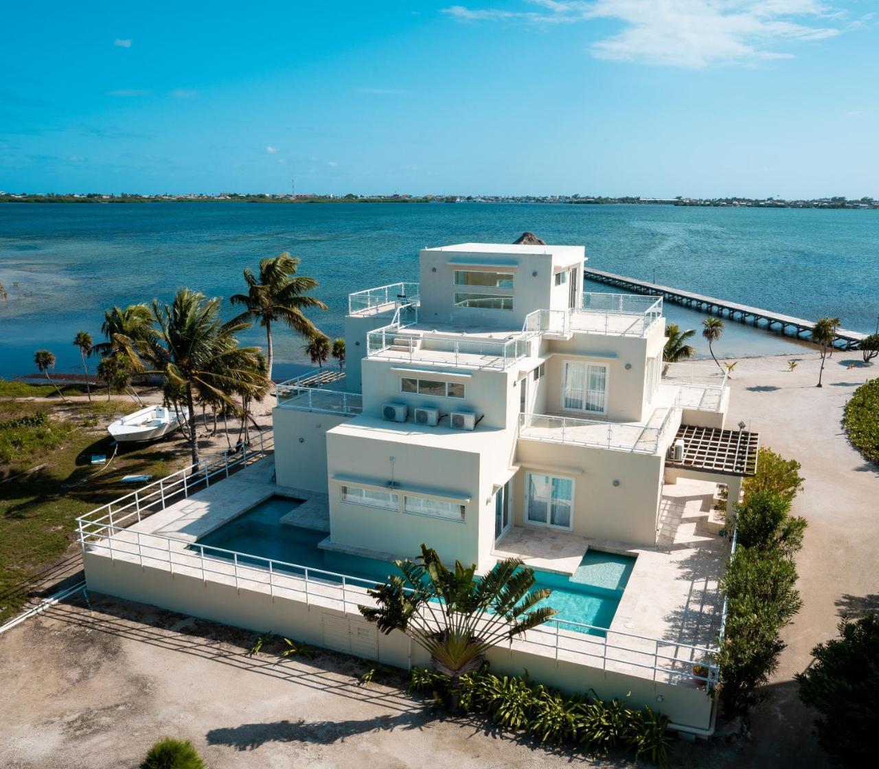 Playa Belize Villa *