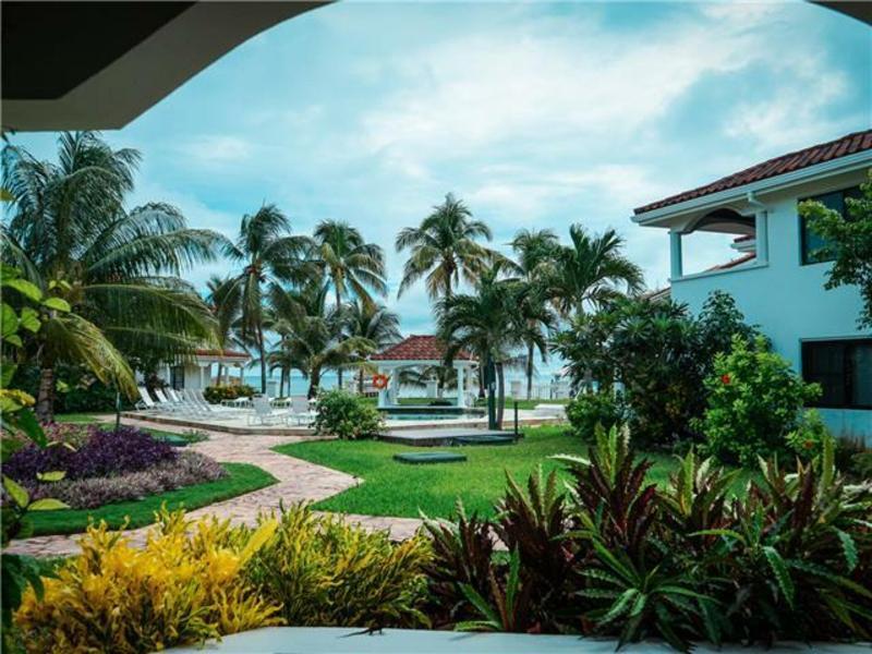 Hotel Isla Bonita Yacht Club 3*