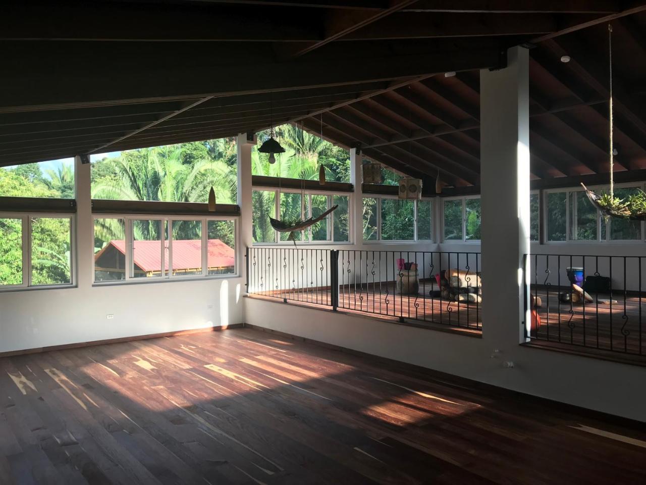 Sattva Land 3* Belmopan