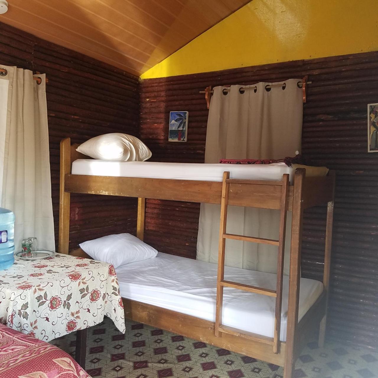 Palmento Grove Garifuna Eco-cultural & Healing Institute 2*