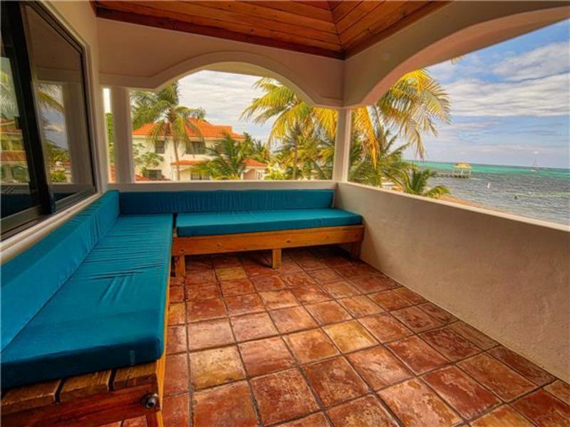 Isla Bonita Yacht Club San Pedro (Ambergris Caye)
