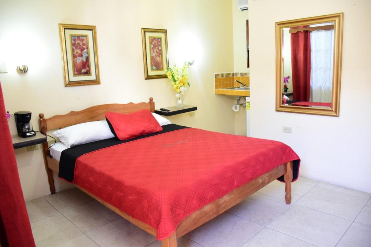 Bella Sombra Downtown Guest house 3*