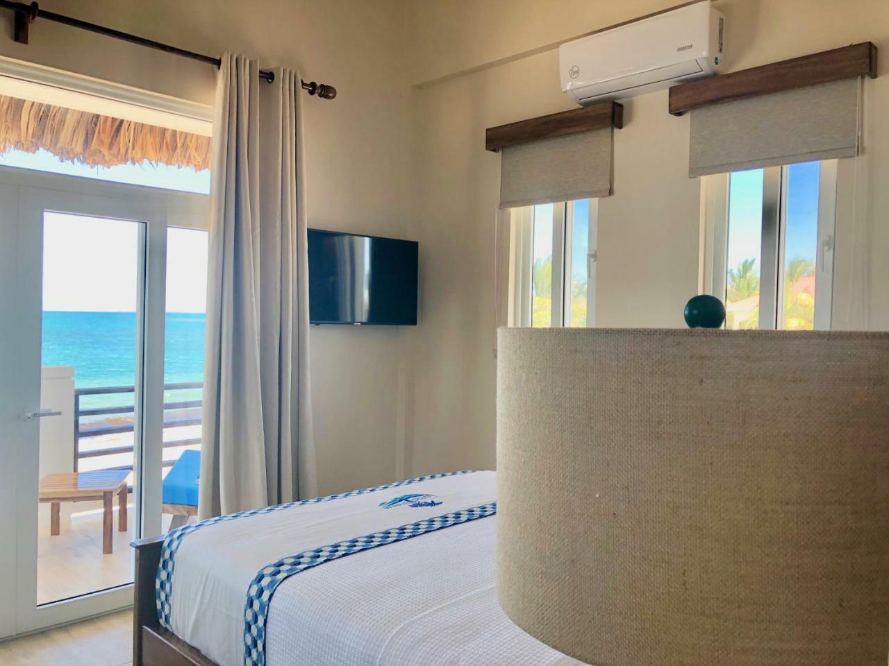 Ocean Breeze 3* Placencia