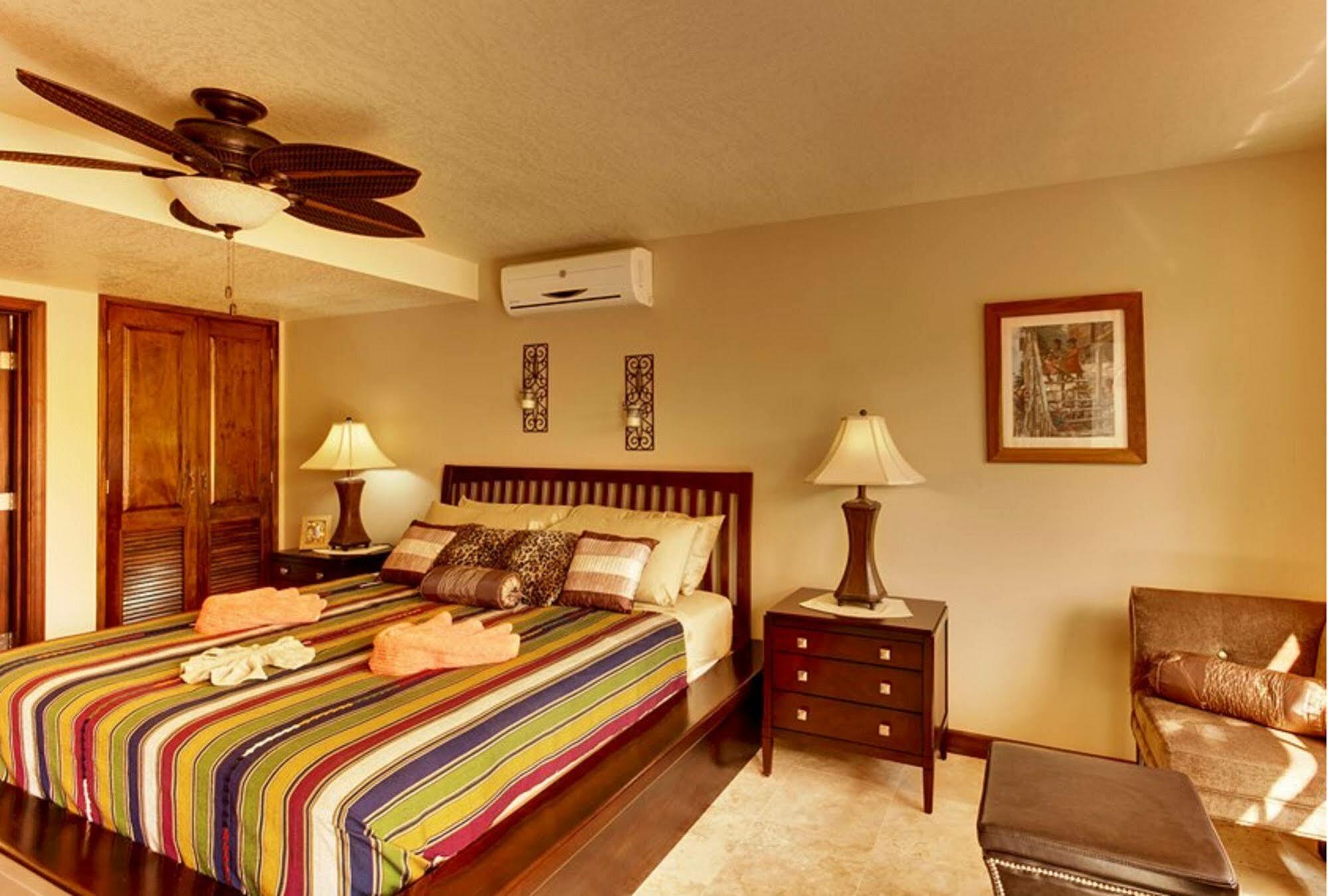 Hotel Caribbean Shores 3*