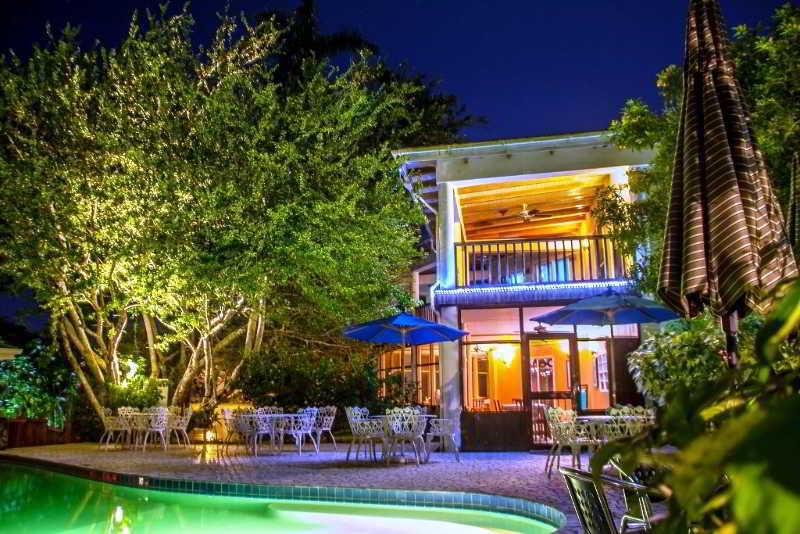 Black Orchid Hotel 3*
