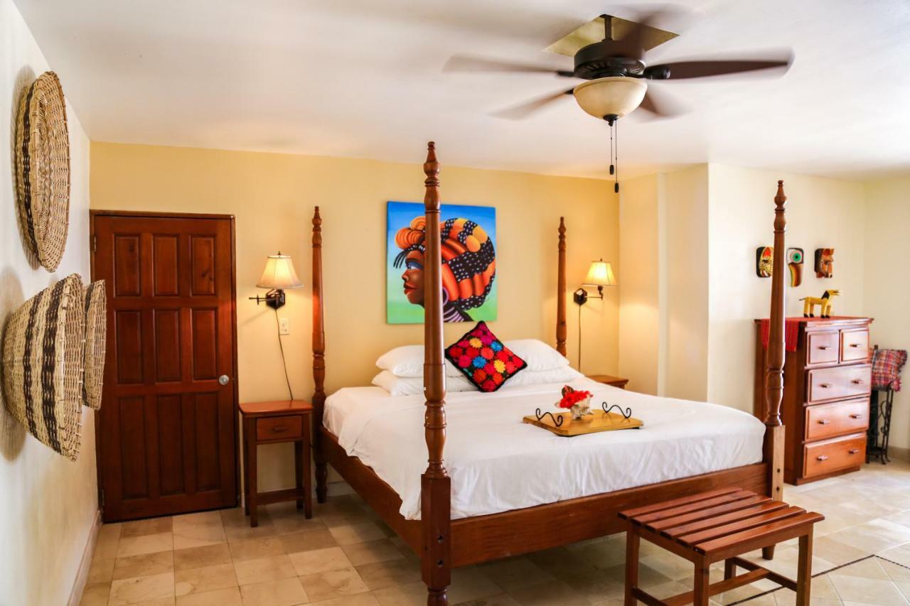 The Colonial At Jaguar Reef