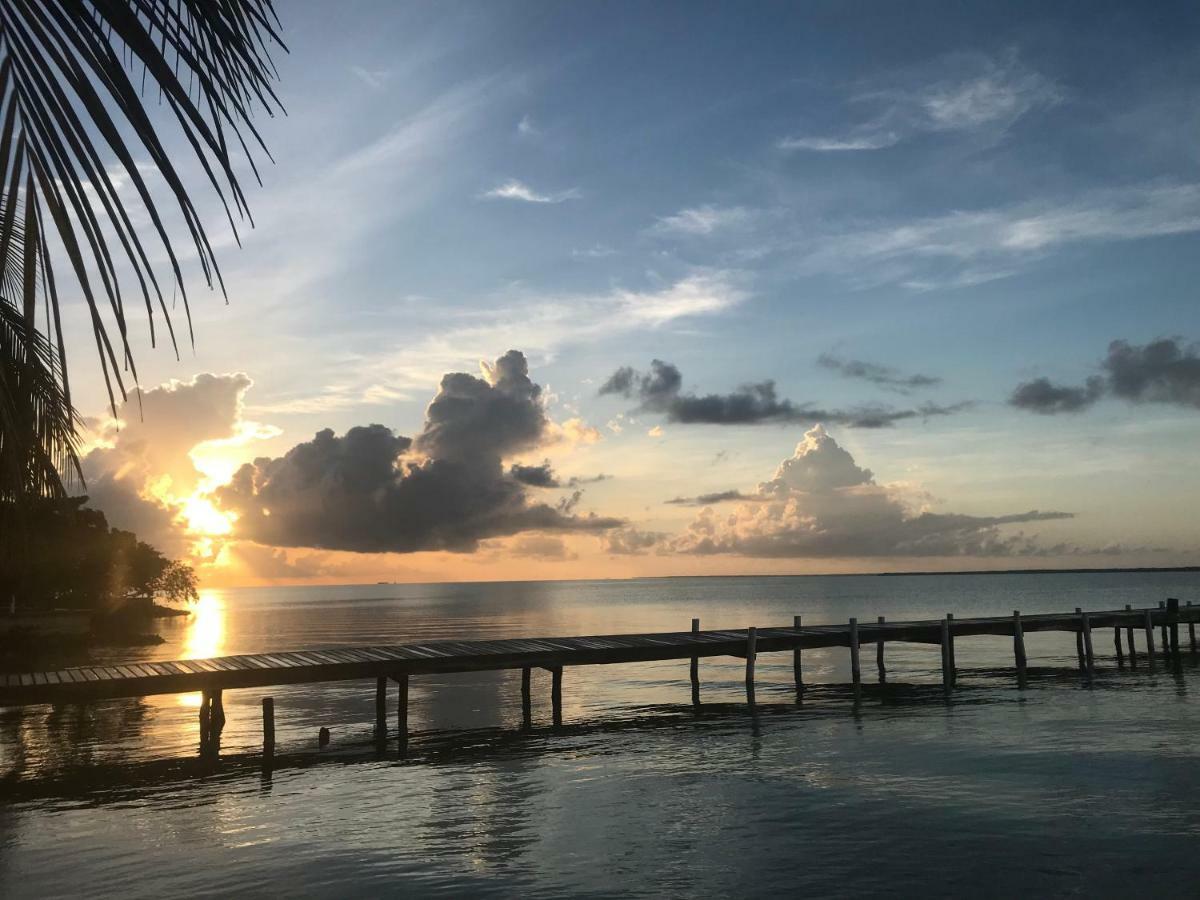 Tilt-ta-dock Belize 3*