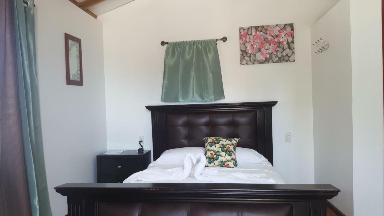 Seaside Chateau Hotel Belize City