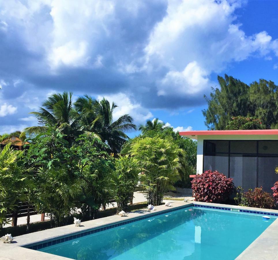 Royale Manor Corozal