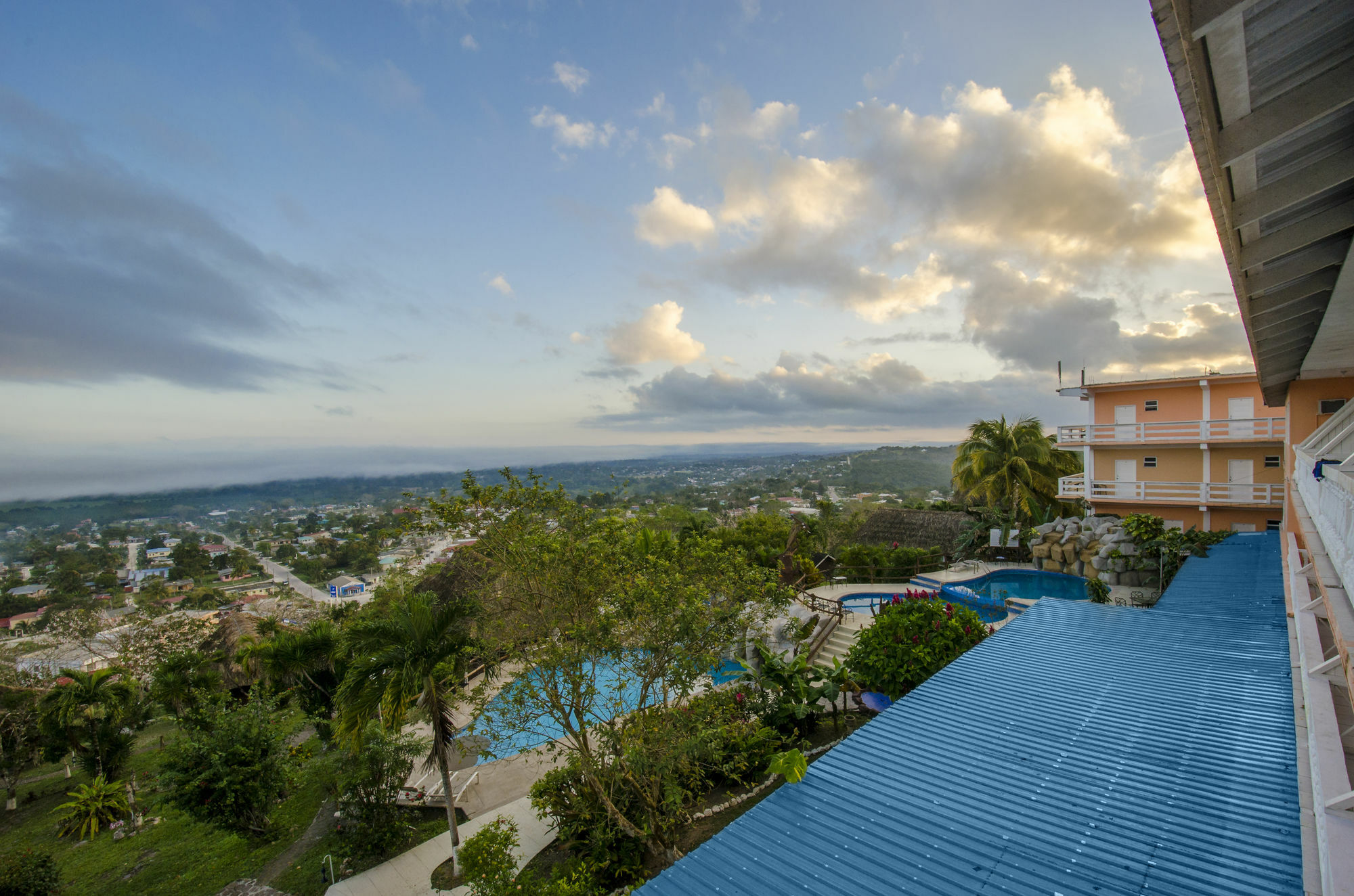 Resort Cahal Pech Village