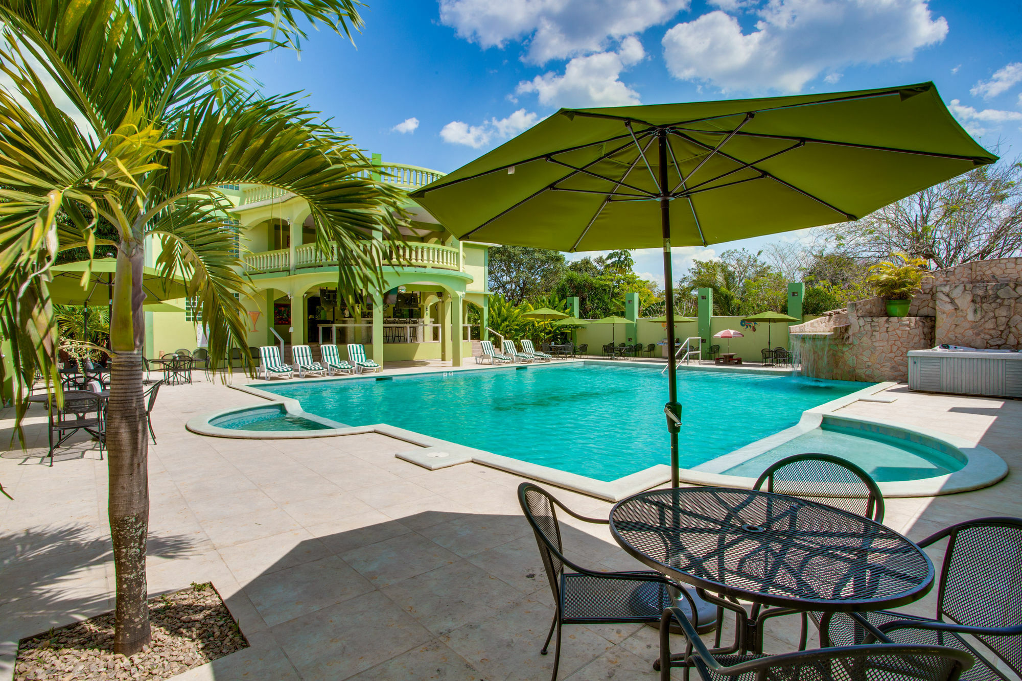 Midas Belize * Trapiche