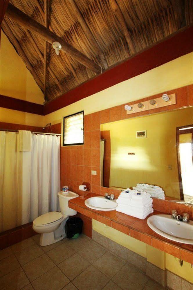 Crystal Paradise 3* San Ignacio
