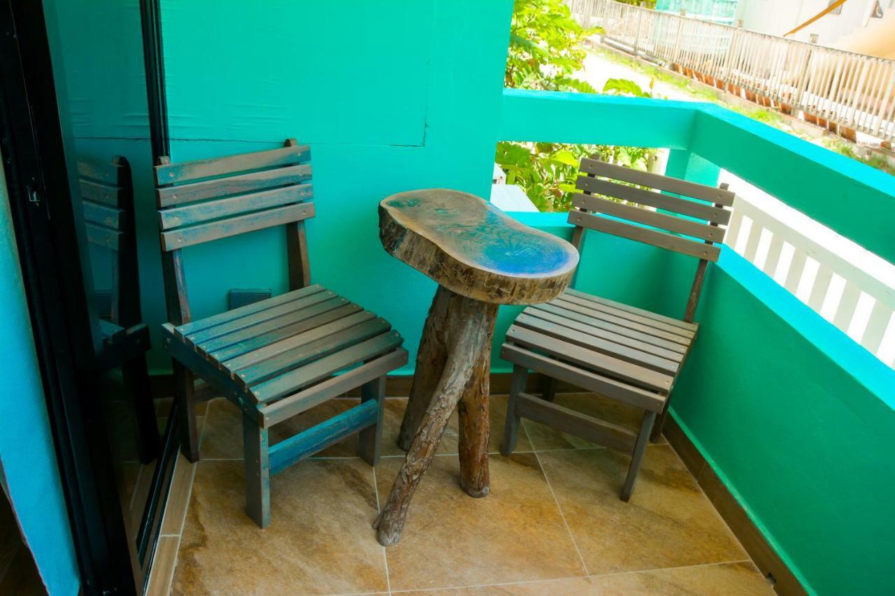 Jan's 4* Caye Caulker