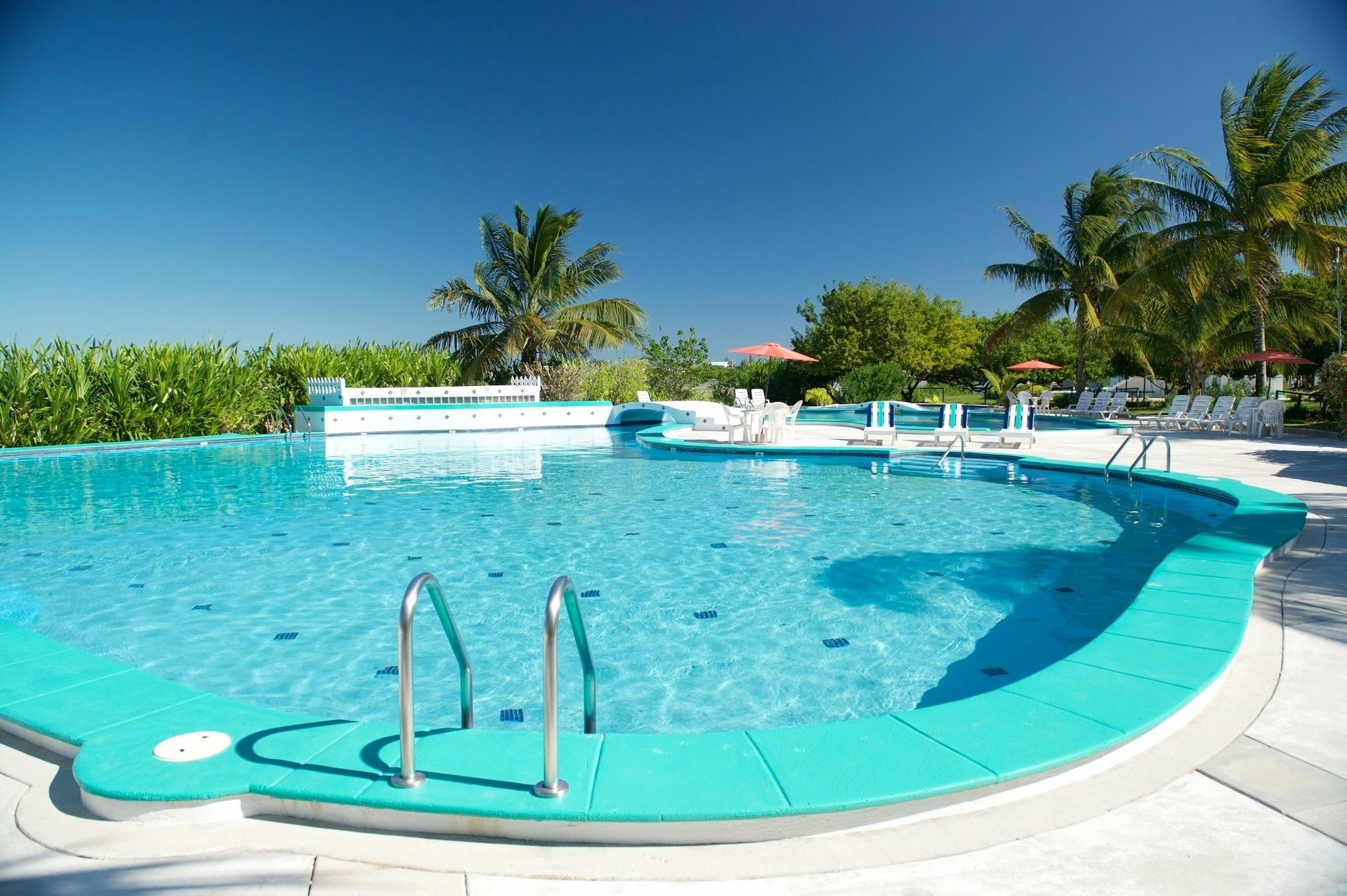 Western Grand Baymen Gardens San Pedro (Ambergris Caye)