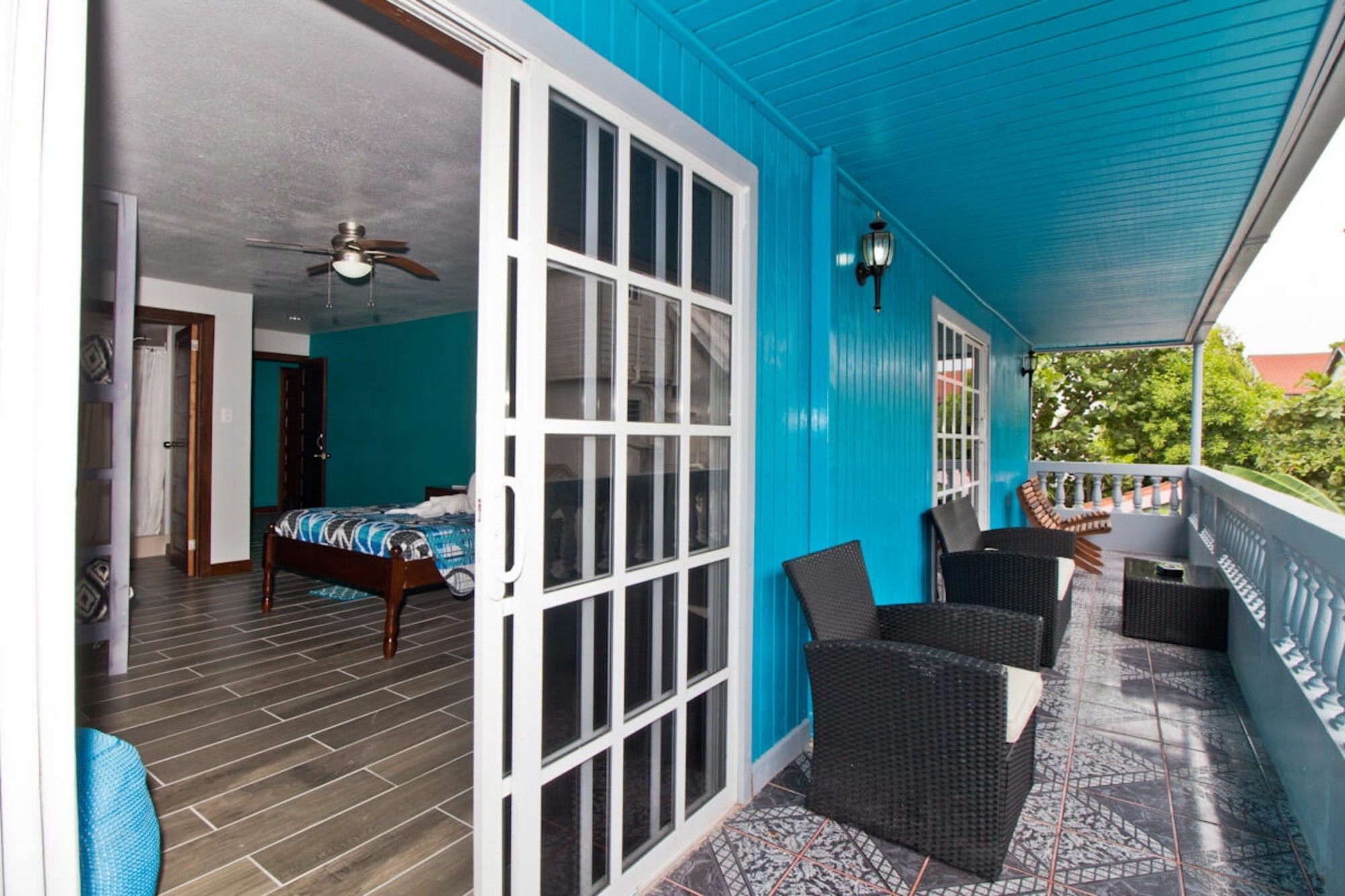 Hostel Sandbar Beachfront & Restaurant San Pedro (Ambergris Caye)