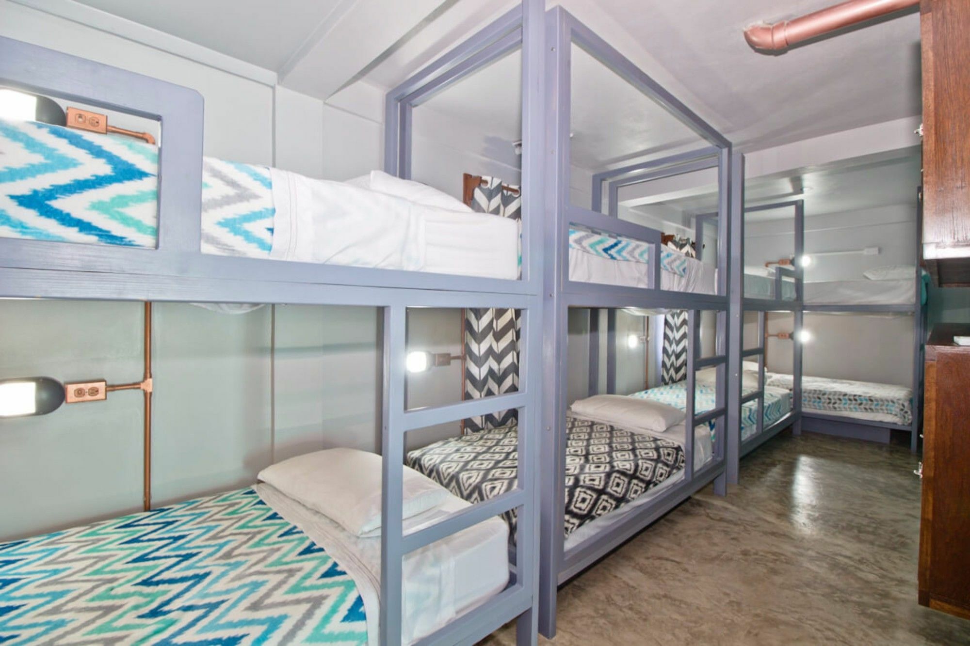 Hostel Sandbar Beachfront & Restaurant *