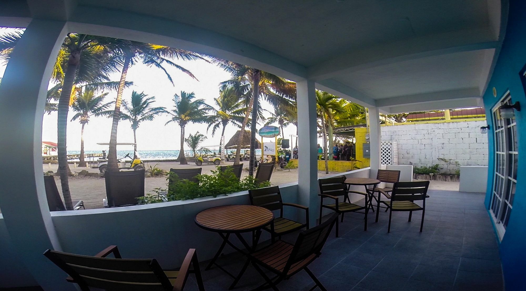 Aqua Vista Hotel