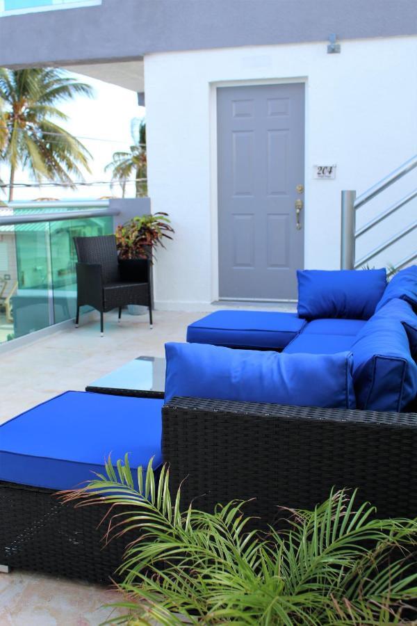 Barefoot Hotel 3*