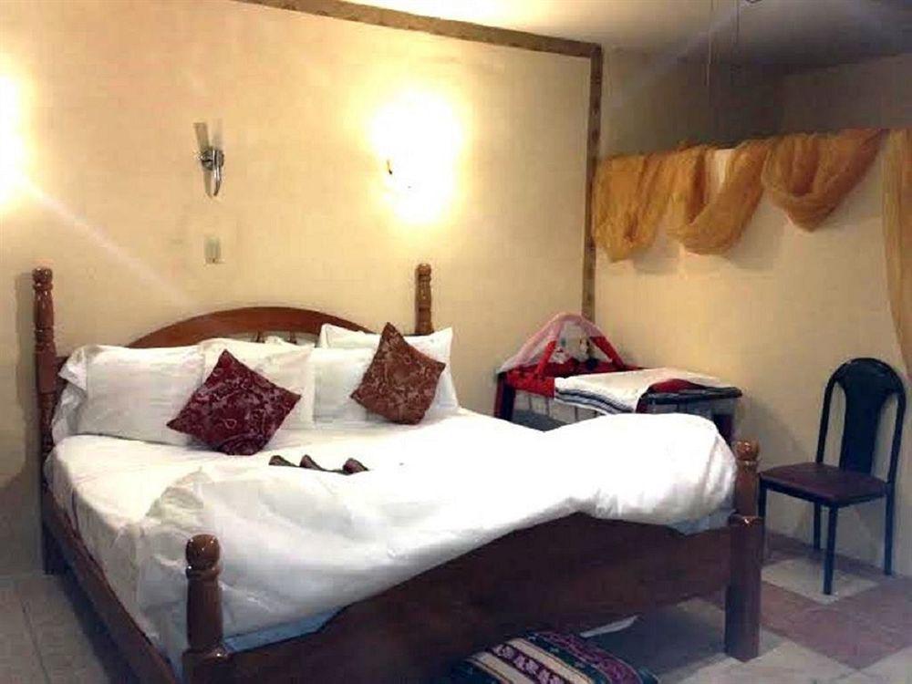 King Bed Hotel Belmopan