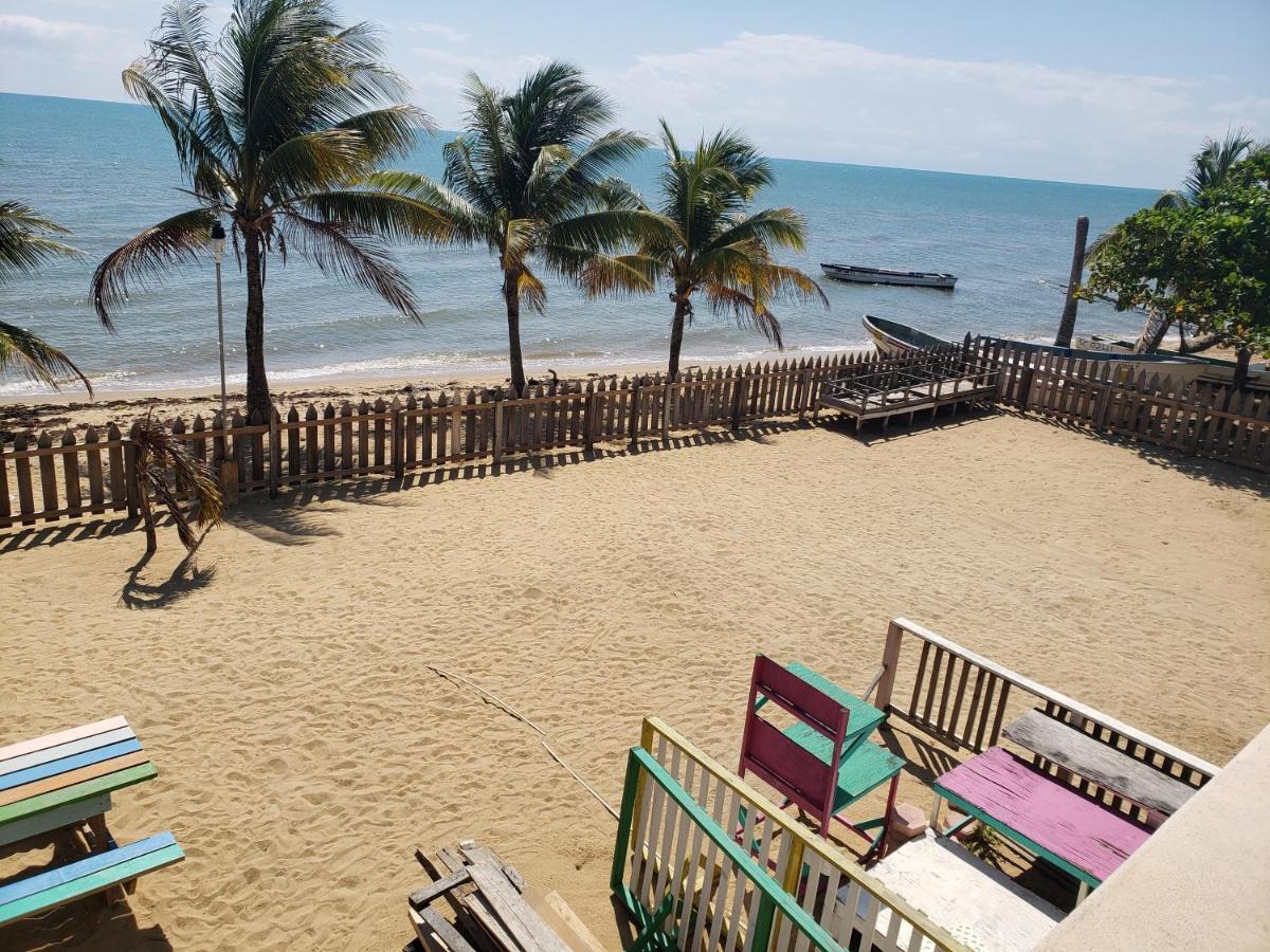 Pal's On The - Dangriga, Belize Hotel 4*