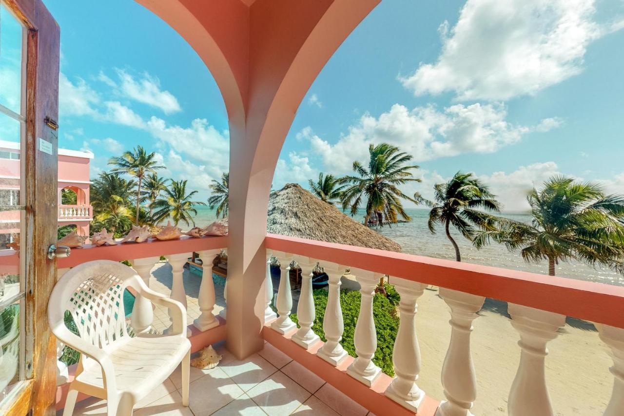 Palm @ Caribe Island Apartment