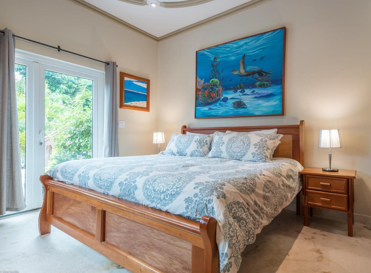 Belizean Cove Estates Luxury Beachfront Villa San Pedro (Ambergris Caye)