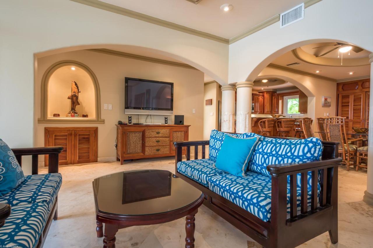 Villa Belizean Cove Estates Luxury Beachfront