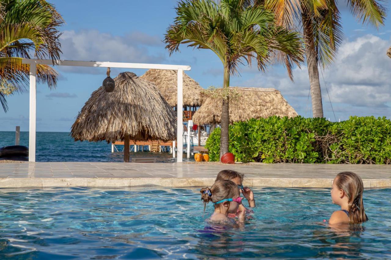 Resort Almond At Jaguar Reef