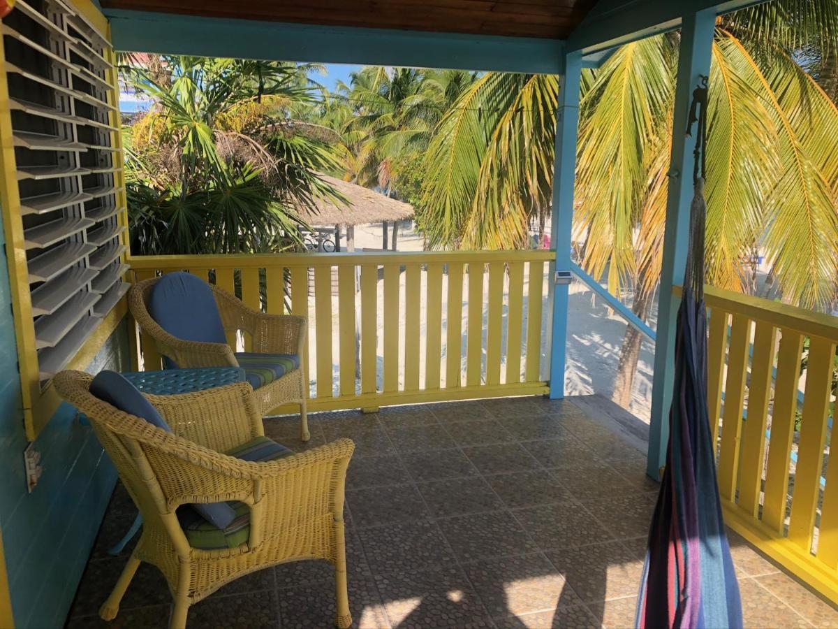 Colinda Caye Caulker