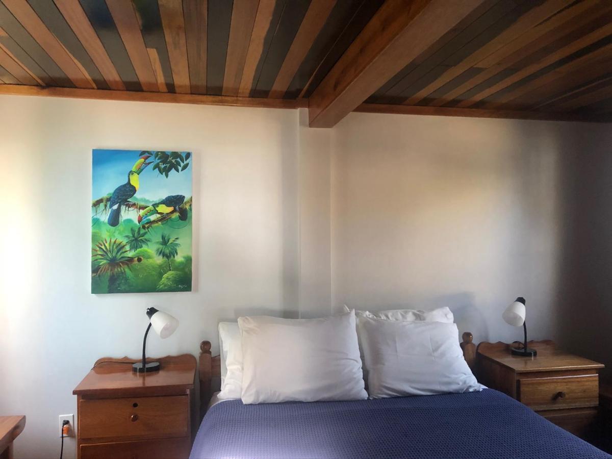 Inn Colinda Caye Caulker