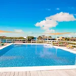 Suite C102 @ Mara Laguna