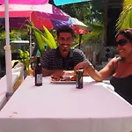 Belize Hutz