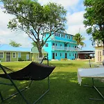 Daphne\'S Lagoon Lodge
