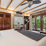 Buttonwood Belize