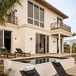 Itz\'Ana Resort & Residences