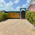 Tilt-Ta-Dock Resort Belize