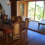 La Perla Del Caribe