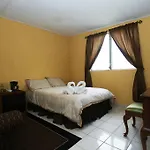 El Rey Hotel