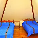 Beaches And Dreams Boutique Hotel