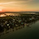 Palm Cove Cabins At Coconut Row