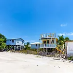 Miss Ella\'S Waterfront