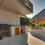 Bayshore Bijou Suites