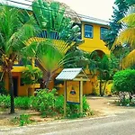 Maya Breeze Inn